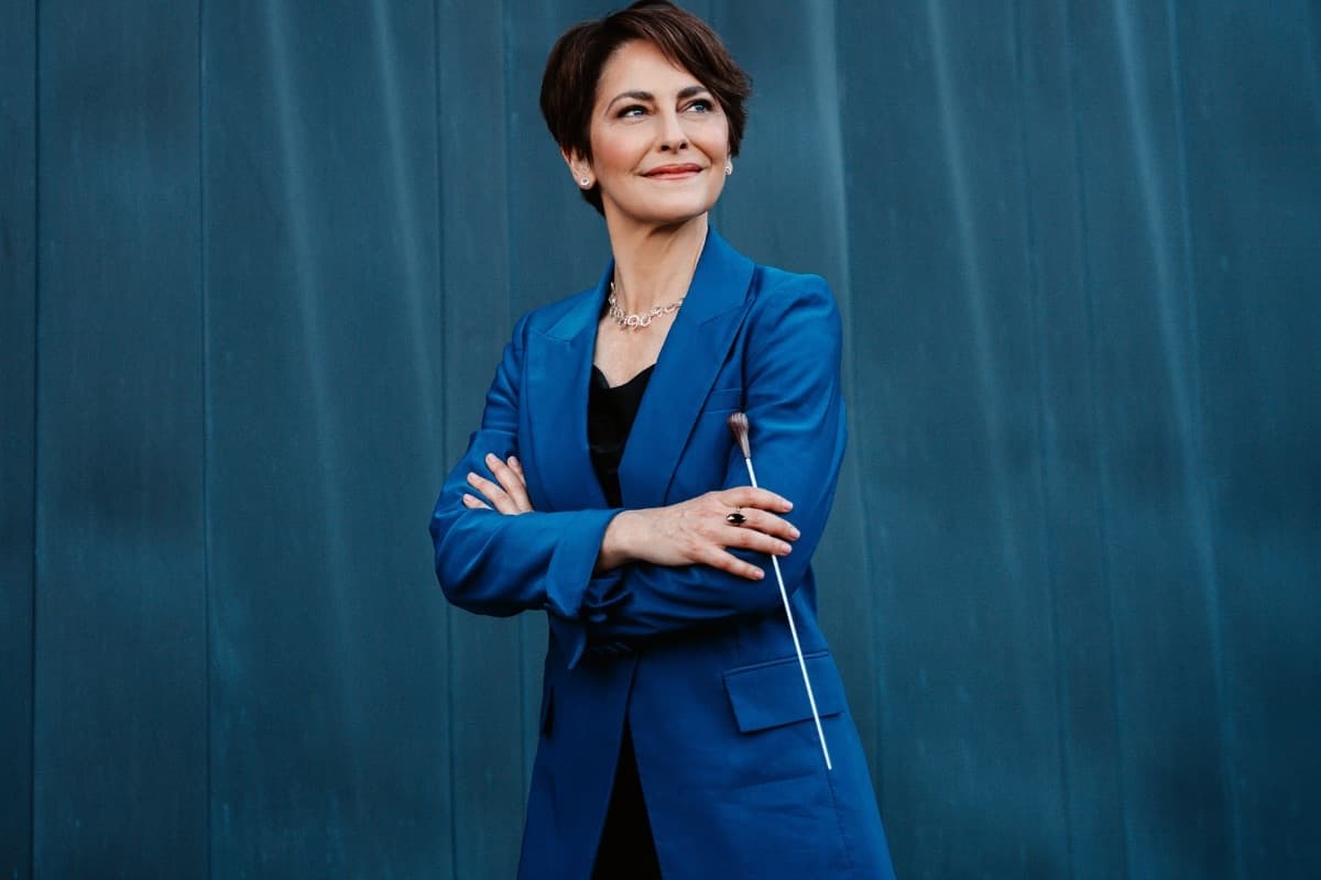 Laura Jackson.