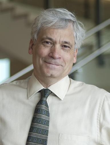 headshot of Robert Petersen