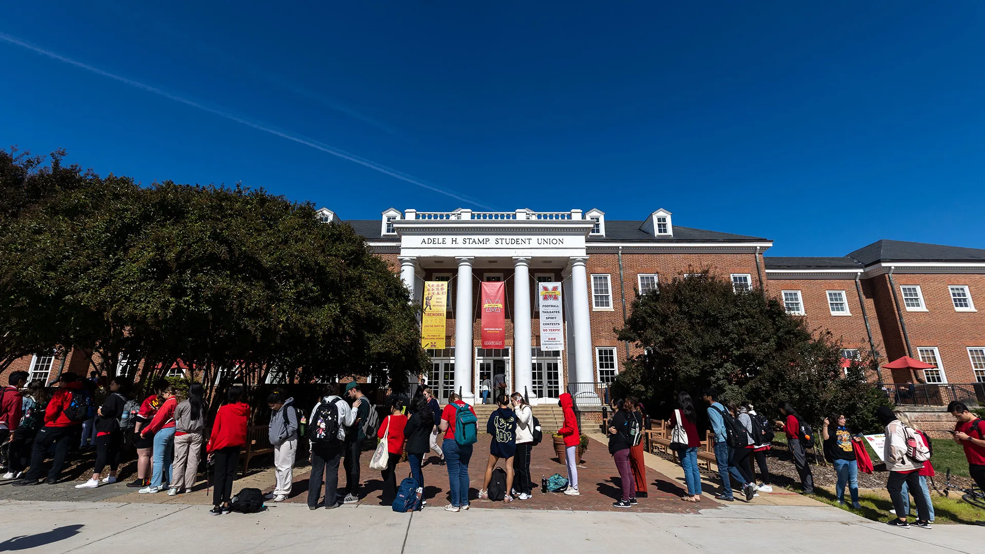 Students line up outside the Stamp Student Union for special Homecoming giveaways.